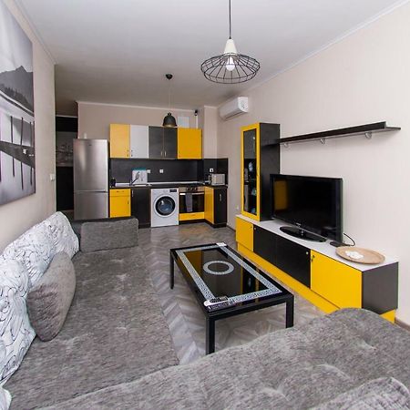 Lovely Home Parking Included Софія Екстер'єр фото