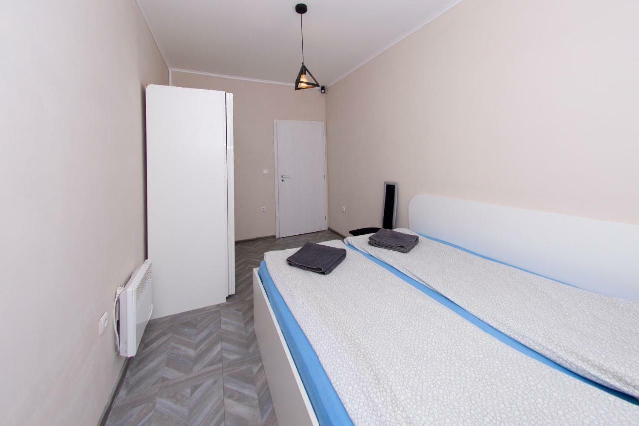Lovely Home Parking Included Софія Екстер'єр фото