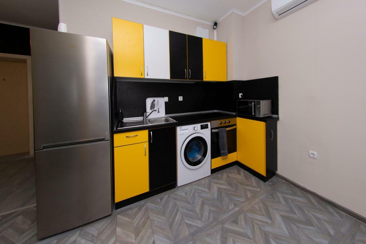 Lovely Home Parking Included Софія Екстер'єр фото